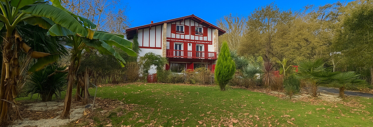 Maison 8 Pièces 205 m² à vendre à Urrugne (64122)