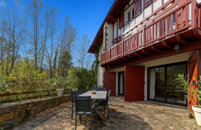 Maison Urrugne, quartier Olhette, 8 pièces 205 m2 — photo 2