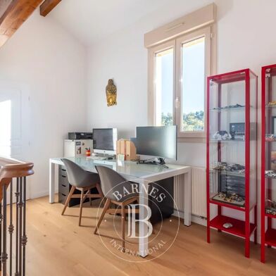 Maison 7 pièces 1090000 €