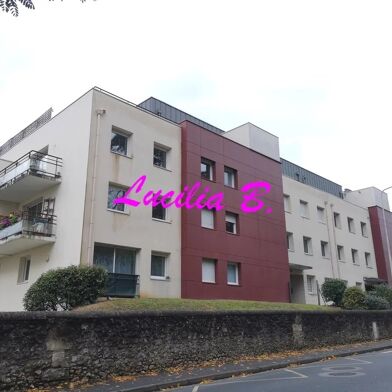 Appartement 3 pièces 805 €