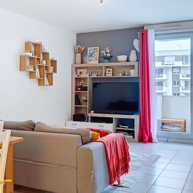 Appartement 4 pièces 210000 €
