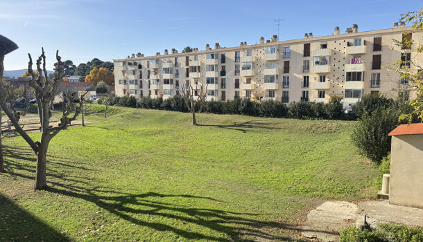 Appartement 4 pièces  à vendre Aubagne 13400