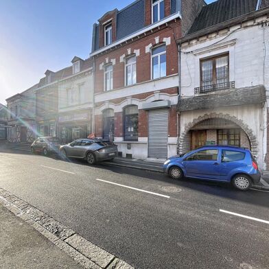 Immeuble  137800 €