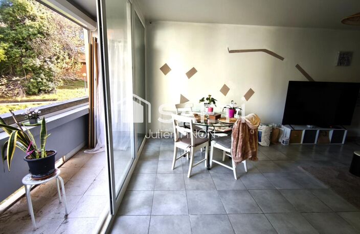GRAND APPARTEMENT F5 AU PREMIER ETAGE A APT — photo 2