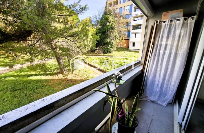 GRAND APPARTEMENT F5 AU PREMIER ETAGE A APT — photo 3