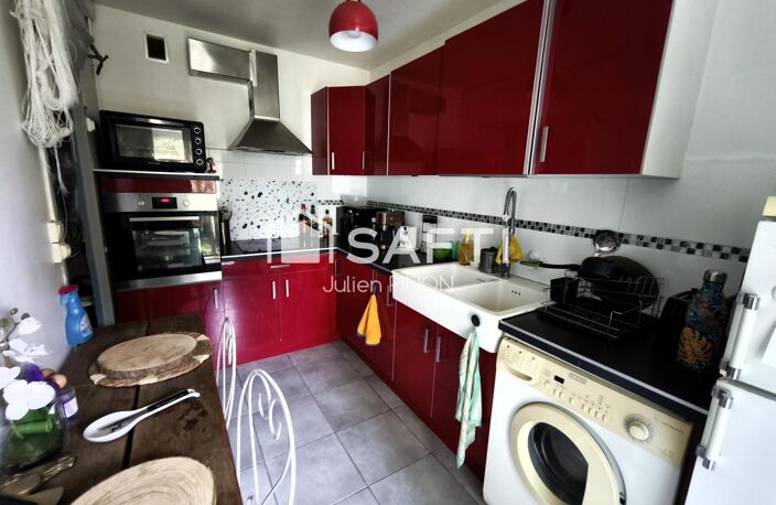 GRAND APPARTEMENT F5 AU PREMIER ETAGE A APT — photo 4