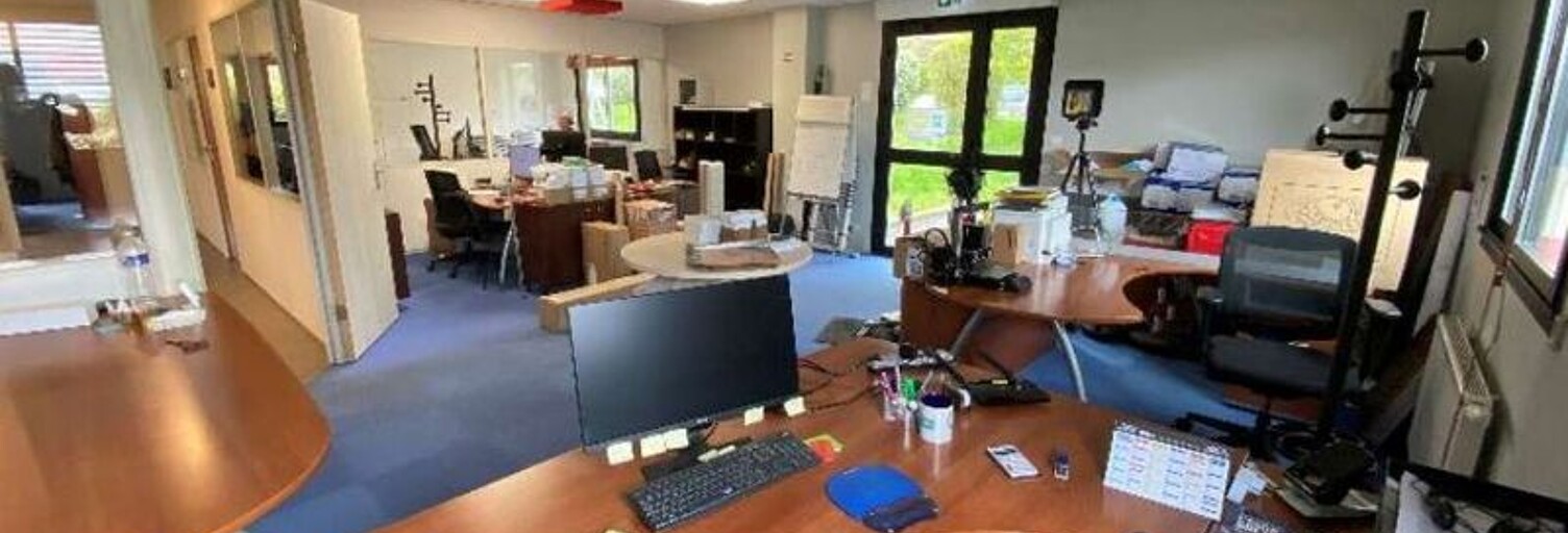 Bureau  335 m² à louer à Le Faou (29590)