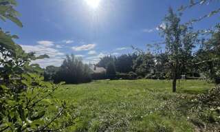 Terrain  713 m² à vendre à La Tour-de-Salvagny (69890)