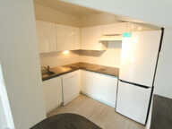 ANGLET -PROCHE CINQ CANTONS APPARTEMENT T4 - DERNIER ETAGE DEUX TERRASSES - PARKING - CAVE — photo 4