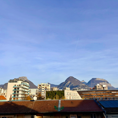 Appartement 4 pièces 970 €