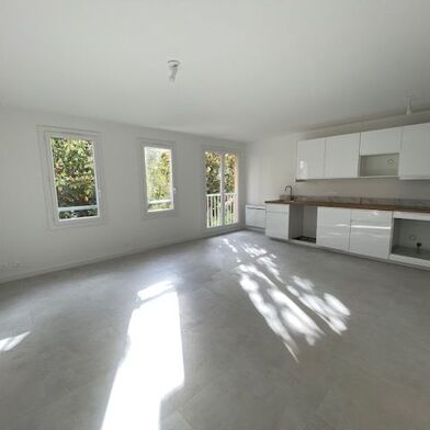 Appartement 3 pièces 1180 €