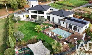 Maison 5 Pièces 228 m² à vendre à Ucel (07200)