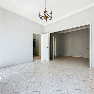 Appartement 6 pièces 299000 €