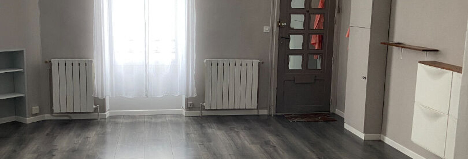 Maison 3 Pièces 105 m² à louer à Saintes (17100)