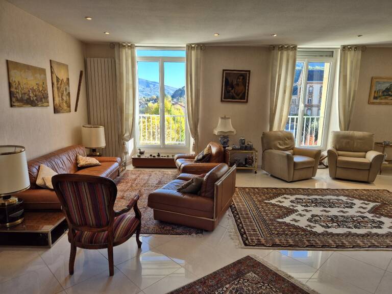 Duplex — photo 1