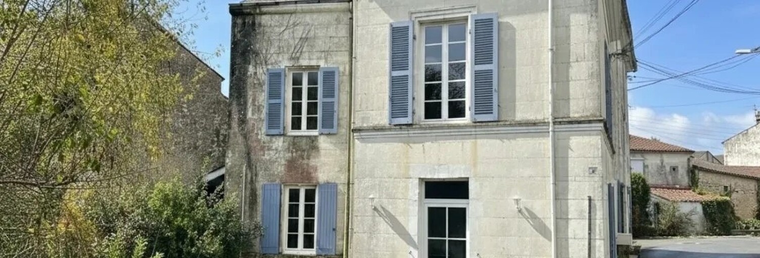 Maison 5 Pièces 244 m² à vendre à Saint-Jean-d'Angély (17400)