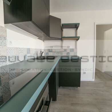 Appartement 3 pièces 950 €