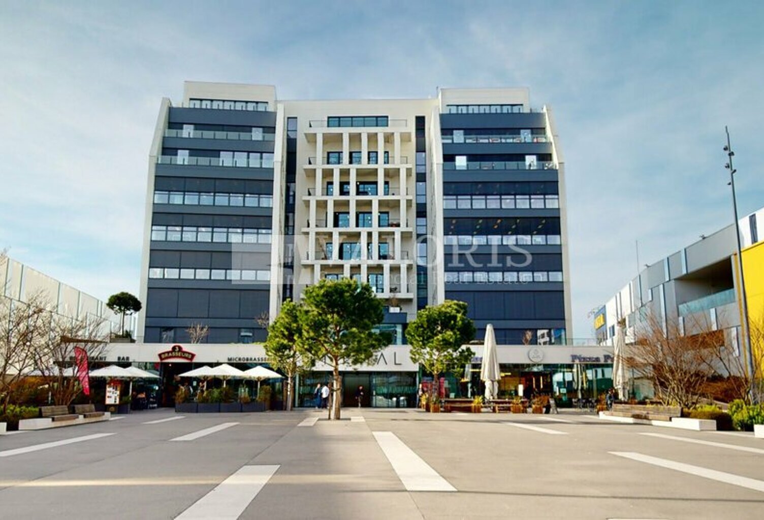 BUREAUX à LOUER — photo 1