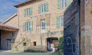 Maison 8 Pièces 190 m² à vendre à Cogny (69640)