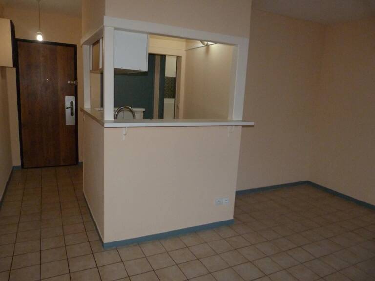 Vierzon centre A 500 M de la gare SNCF  – Studio T.1 – 27 m² — photo 1
