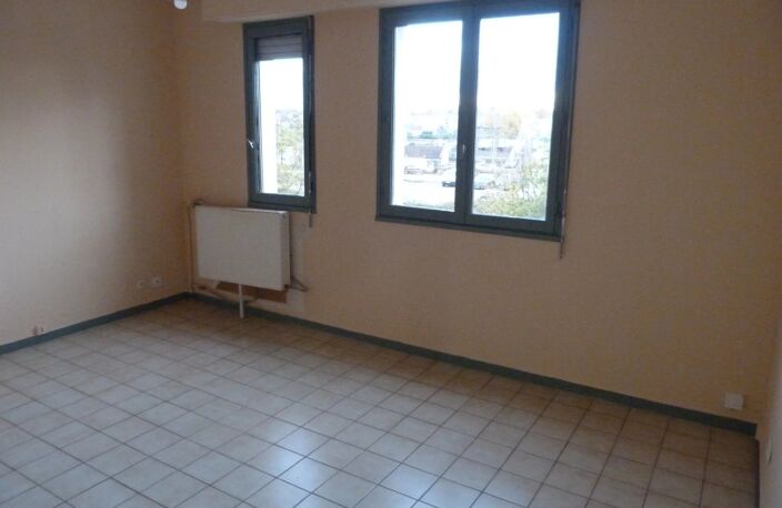 Vierzon centre A 500 M de la gare SNCF  – Studio T.1 – 27 m² — photo 3