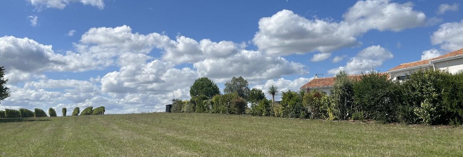 Terrain  1529 m² à vendre à Salles-d'Angles (16130)