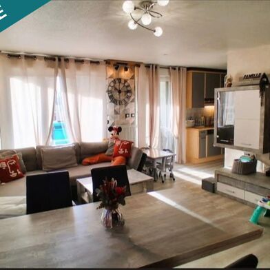 Appartement 3 pièces 240000 €