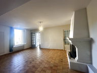LOCATION MAISON DE 146M2 AVEC 3 CHAMBRES ET TERRASSE — photo 3