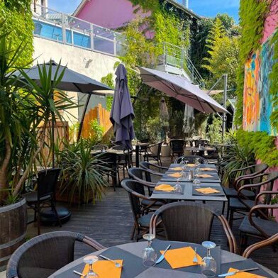 Commerce  490000 €