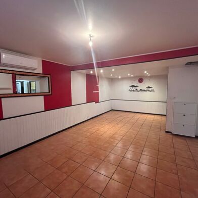 Appartement 3 pièces 109600 €