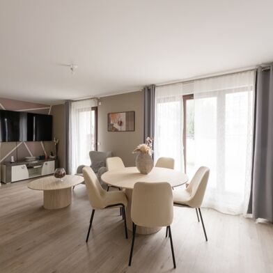 Appartement 4 pièces 399900 €