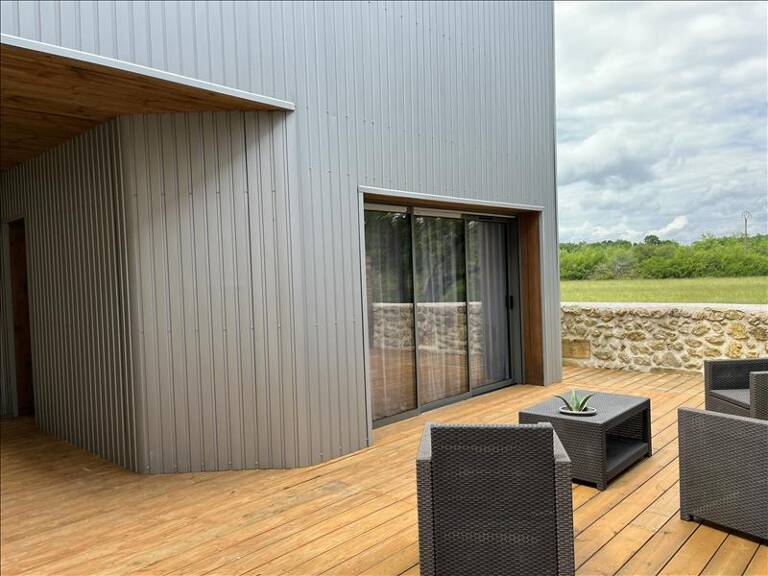 Contemporaine de 6 pièces principales — photo 1