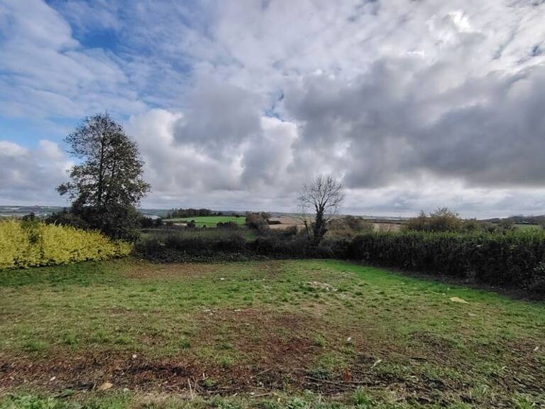 Terrain à bâtir de 0 pièces principales — photo 1