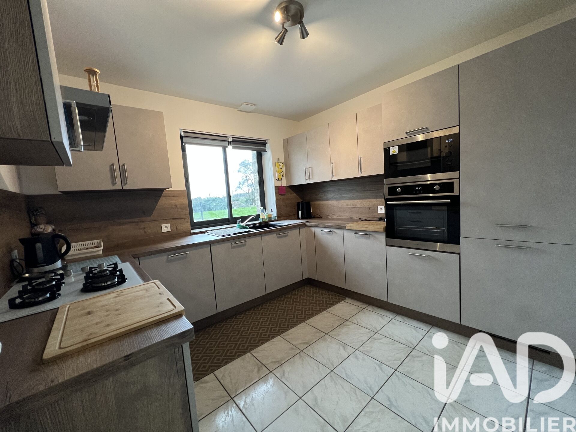 Vente Maison/villa 8 pièces - Photo 2