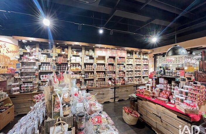 Vente Boutique/Local commercial 66 m&sup2; — photo 2