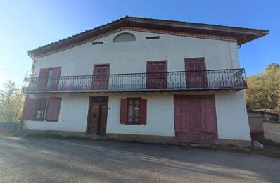 Maison en pierre de 8 pièces principales — photo du bien