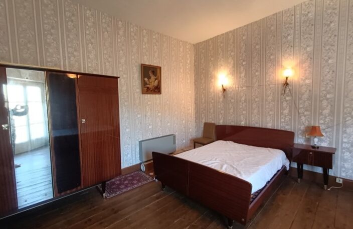 Maison en pierre de 8 pièces principales — photo 3