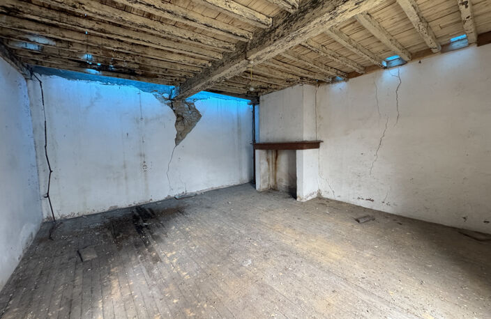 Corps de ferme béarnais à rénover avec terres. — photo 4
