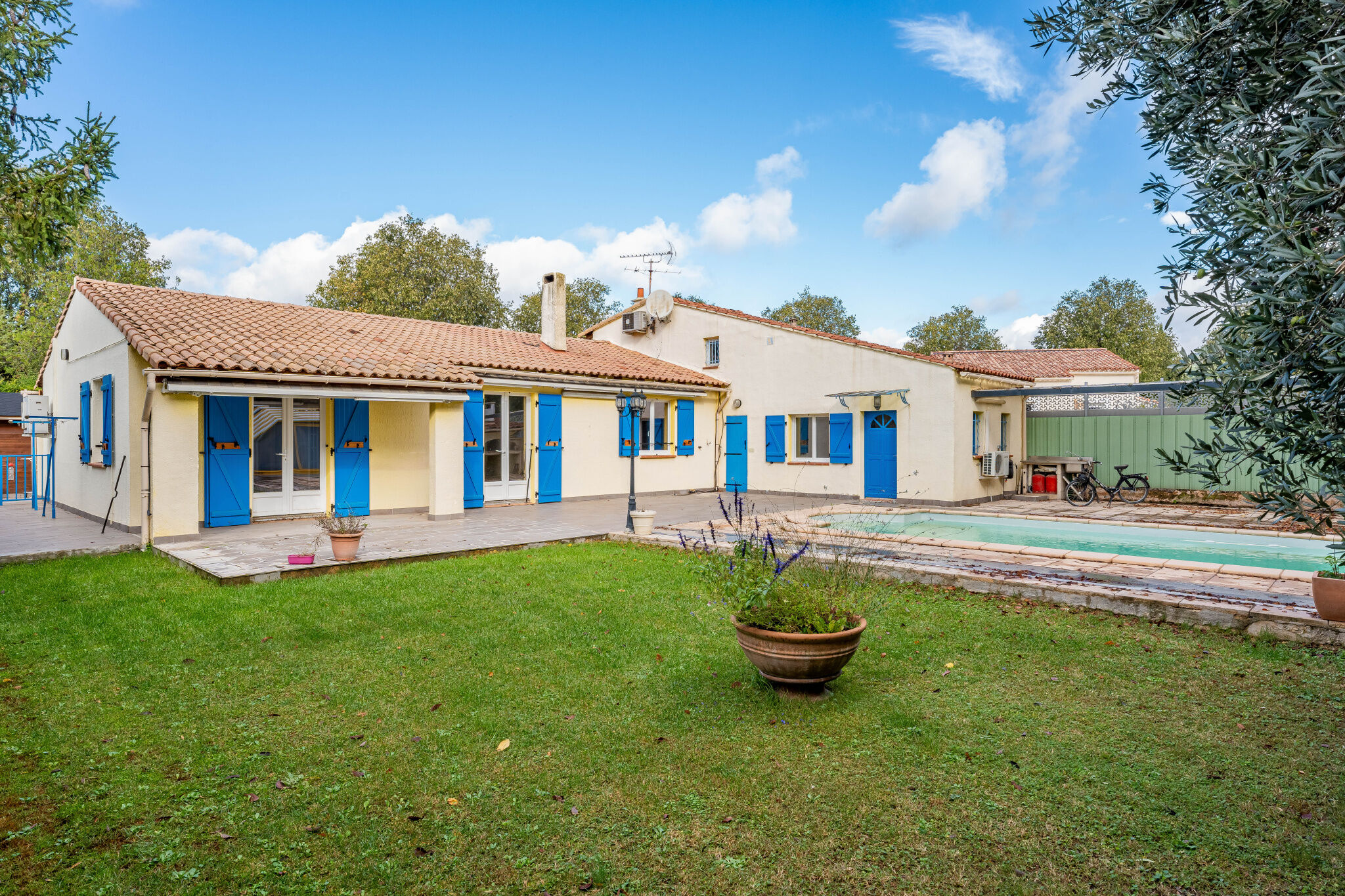 Villa / Maison  T6 à vendre Saint-Zacharie 83640