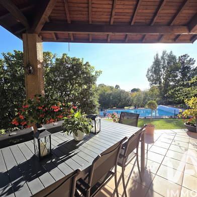 Maison 6 pièces 680100 €