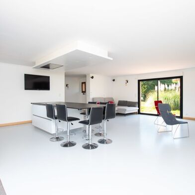 Maison 5 pièces 385688 €