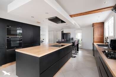 Maison 10 pièces 730000 €