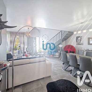 Appartement 4 pièces 137000 €