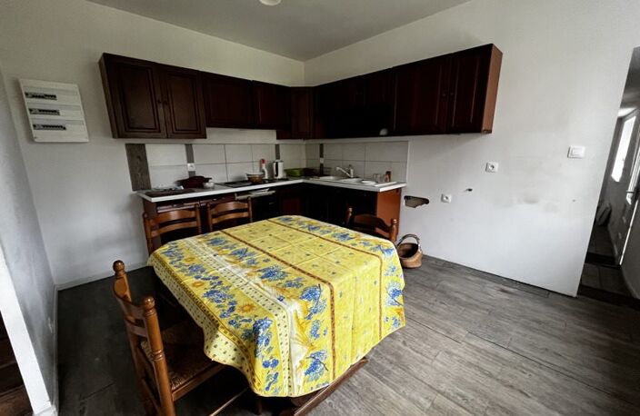 Maison en pierre de 4 pièces principales — photo 3