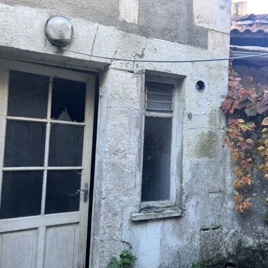 Maison 6 pièces 72345 €