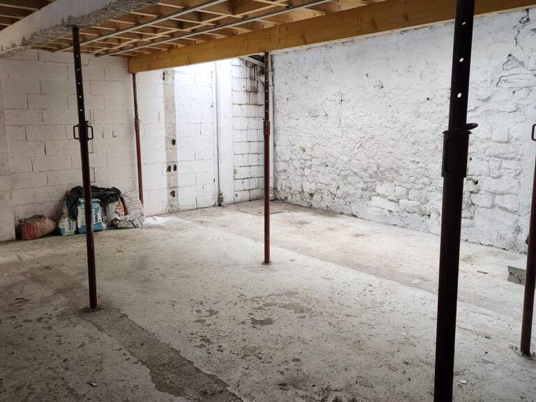 Vente Atelier 90 m&sup2; — photo 1