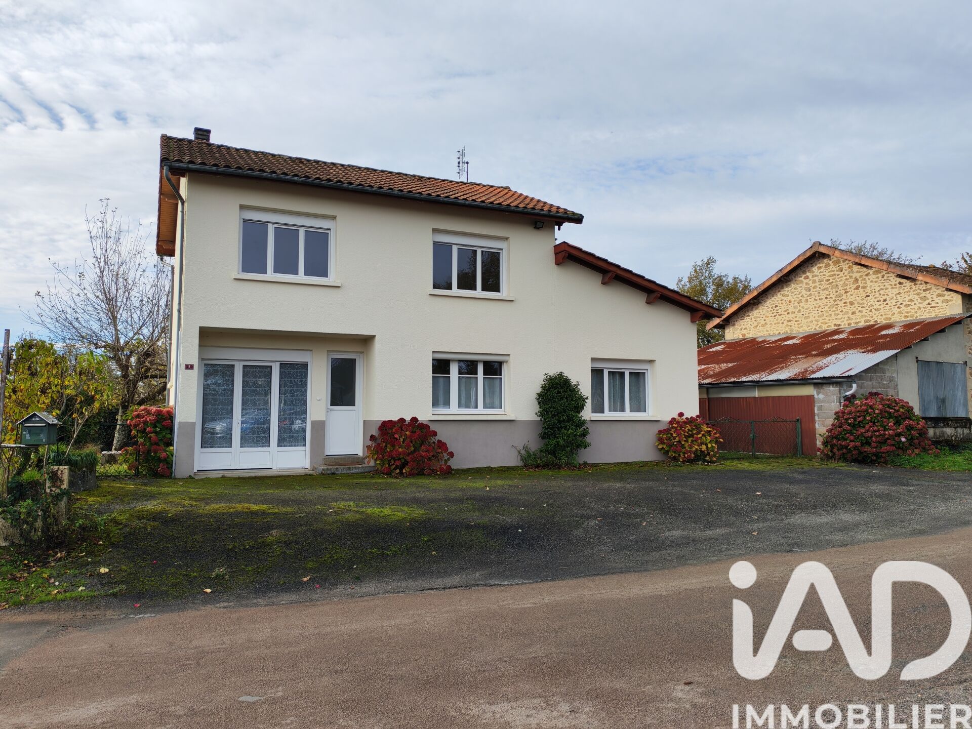 Pressignac - 105m² - 6p. - 4ch.