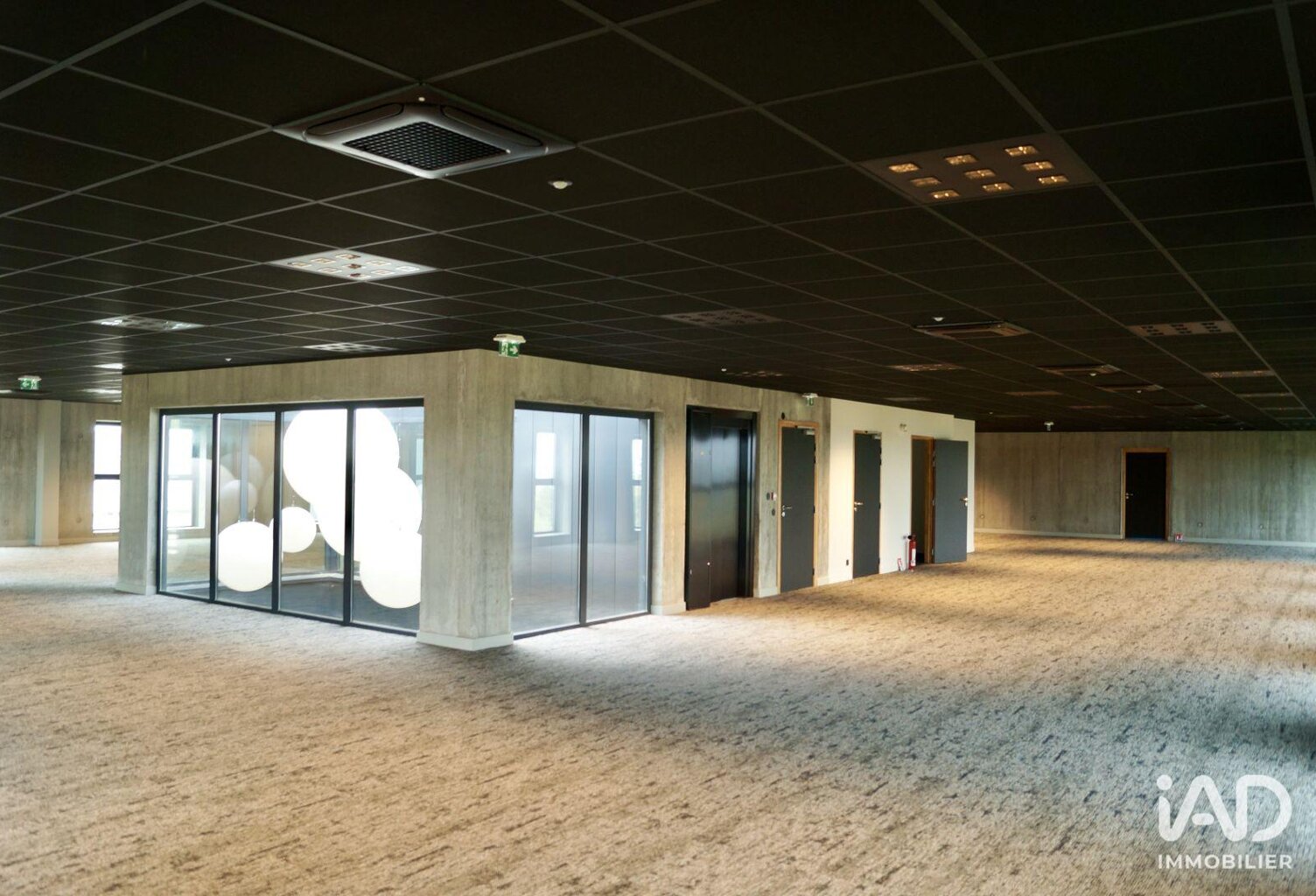 Location Bureaux 454 m&sup2; — photo 1