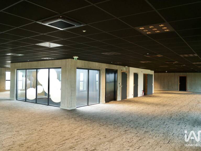 Location Bureaux 454 m&sup2; — photo 1