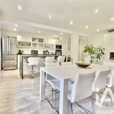 Appartement 4 pièces 380000 €